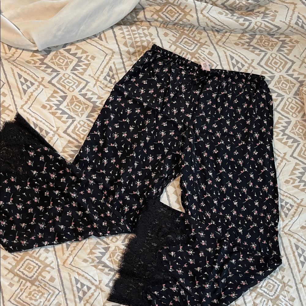 VS Floral Lace Trim silk sleep pants